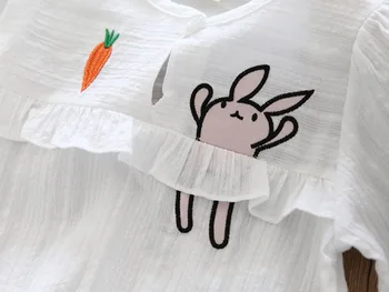Korėjos versija pavasarį ir rudenį mergina siuvinėjimo animacinių filmų triušis lėlės medvilnės marškinėliai kūdikiams ilgomis rankovėmis megztinis marškinėliai